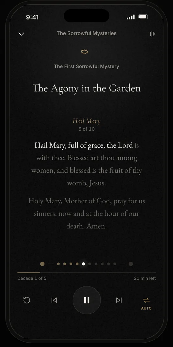 The Our Father app praying the Rosary, with the Hail Mary highlighted word by word